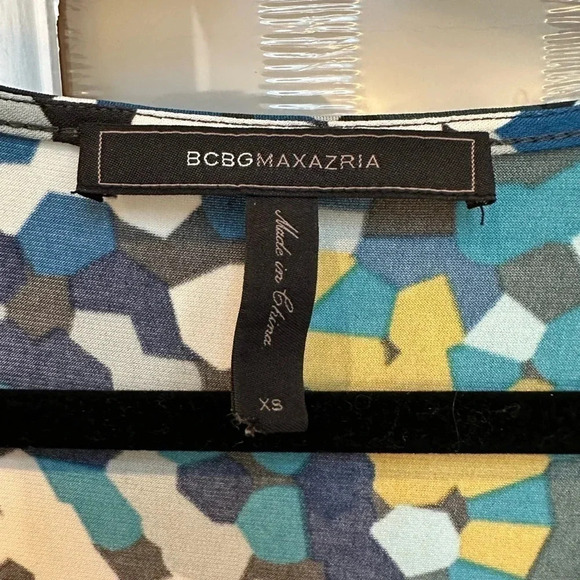 Vintage BCBGMAXAZRIA Y2K Laila Abstract Print Midi Dress Size XS - Picture 3 of 8